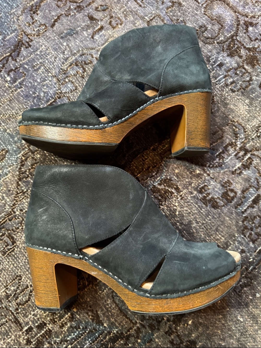 Dansko- Women's Open-Toe Ankle Booties - Black Suede